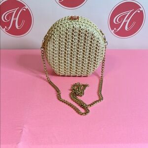 Elegant Cream Woven Bag with Gold Chain